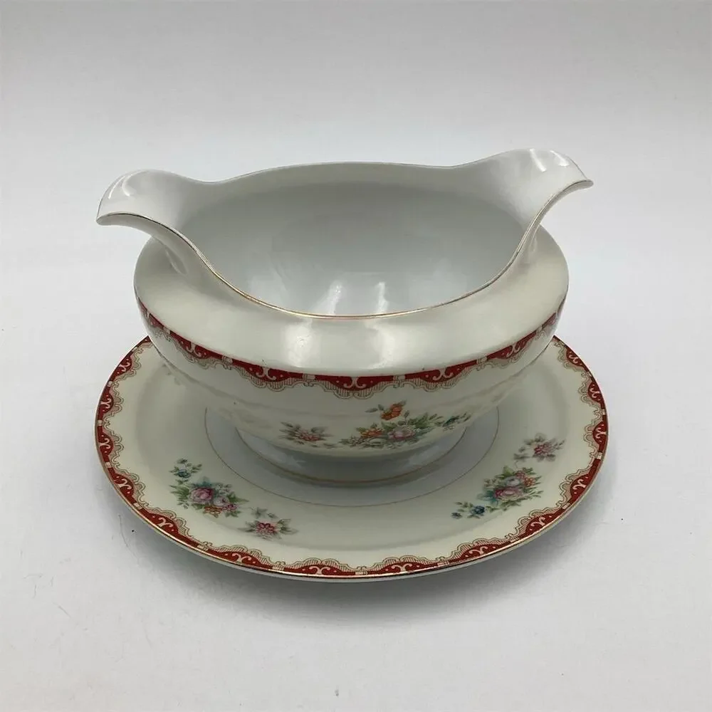 Vintage Rutland Pattern Porcelain Gravy Boat with Attached Under Plate‎